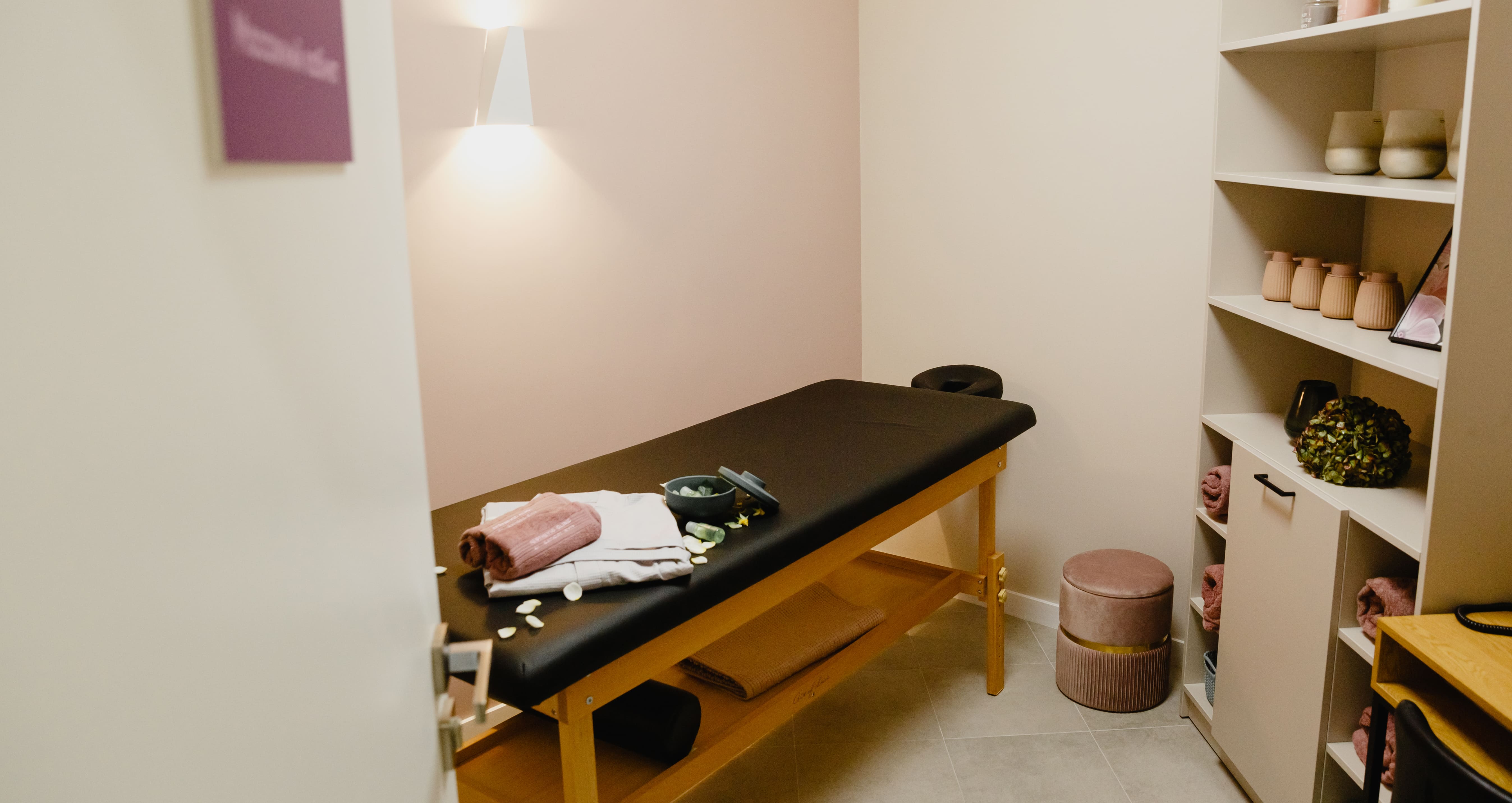 AESTHETIC CLINIC BY BATIGOZ KYIV - найкращий медичний центр Києва.