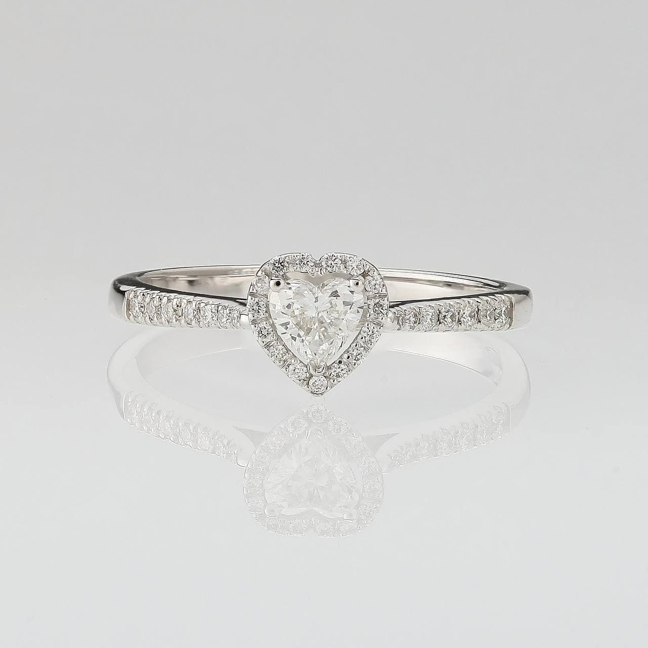 Future Jewelry – лучший ювелирный бренд Киева.