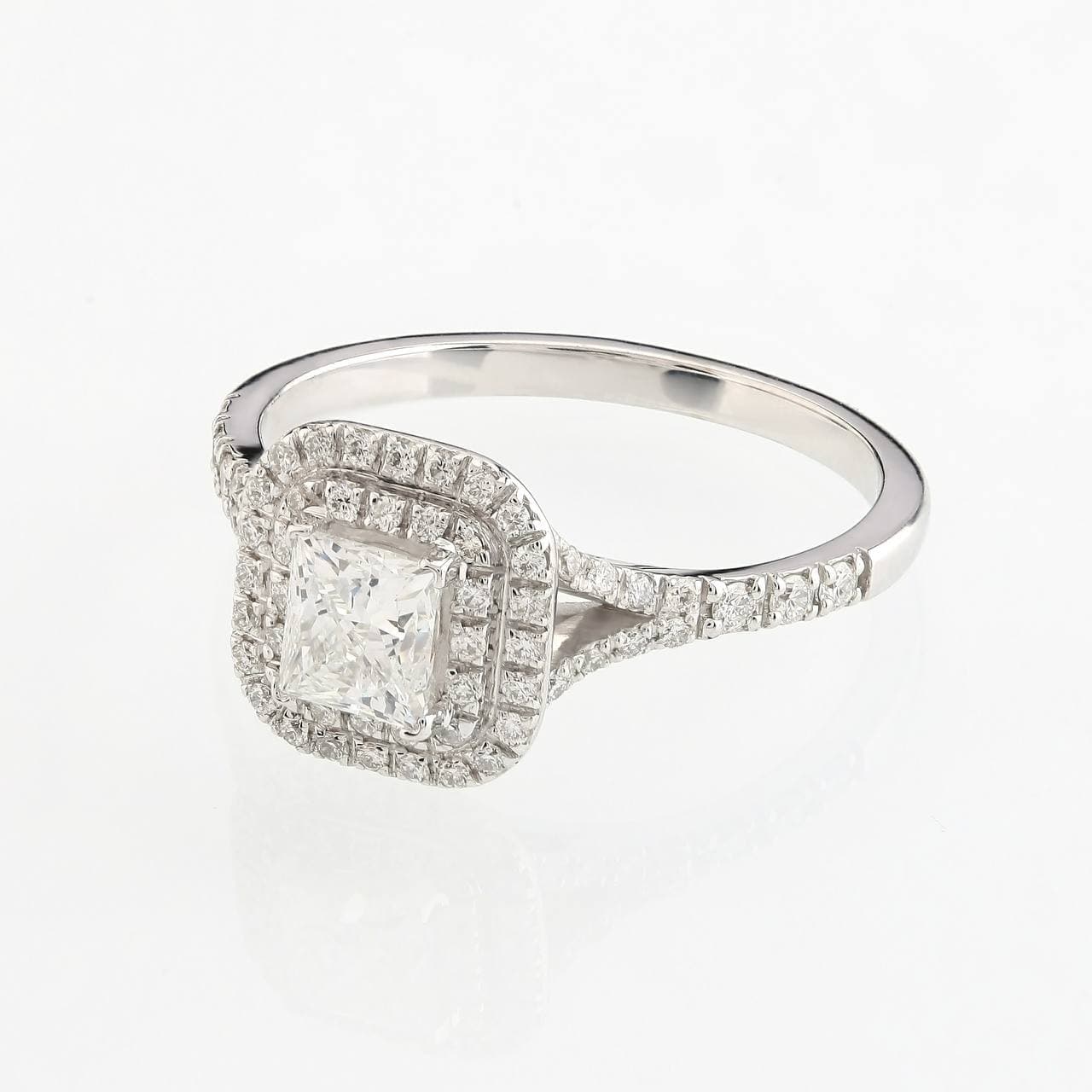 Future jewelry – лучший ювелирный бренд Киева