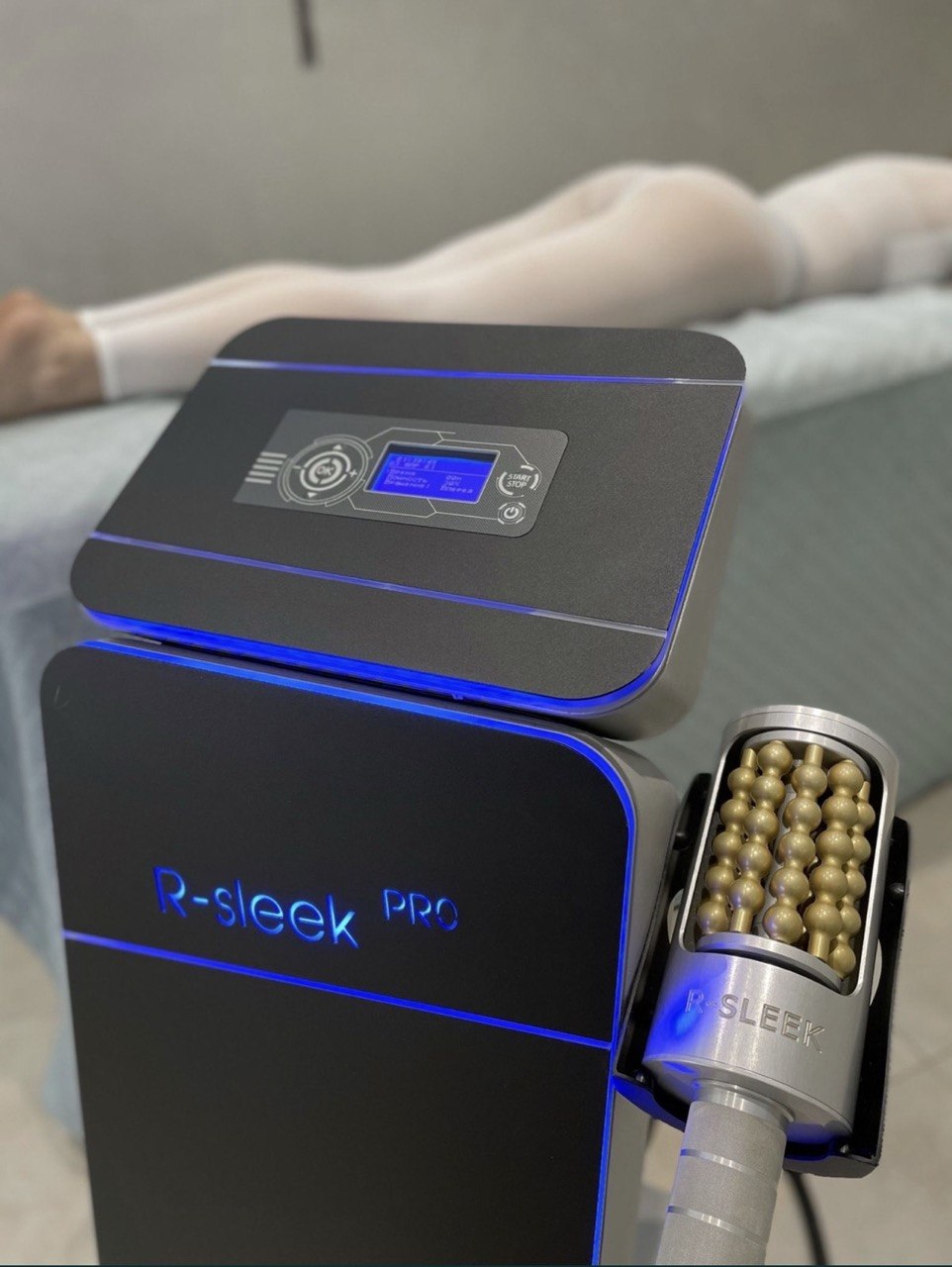 R-Sleek Flybody